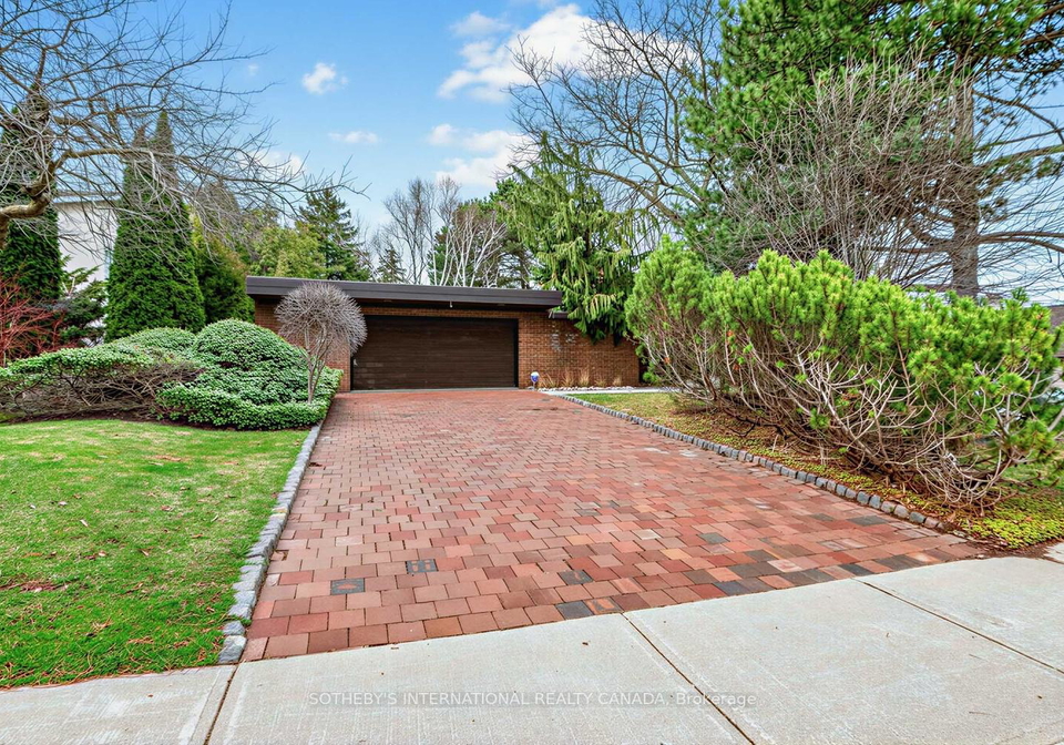 16-royal-oak-drive-north-york-ontario-c13010262