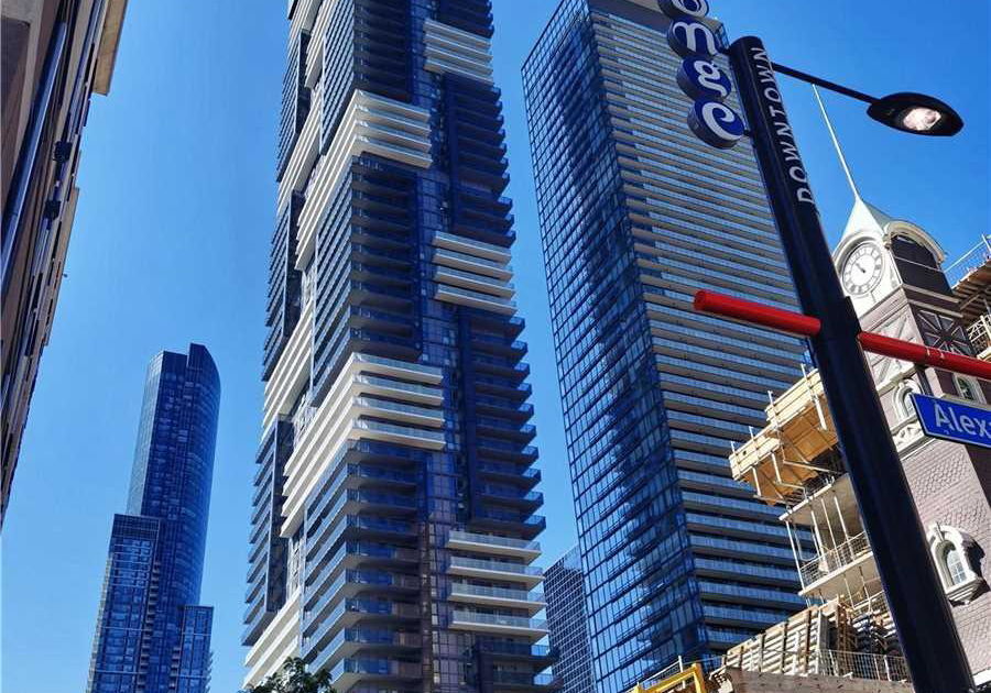 7-grenville-street-toronto-ontario-c13010354