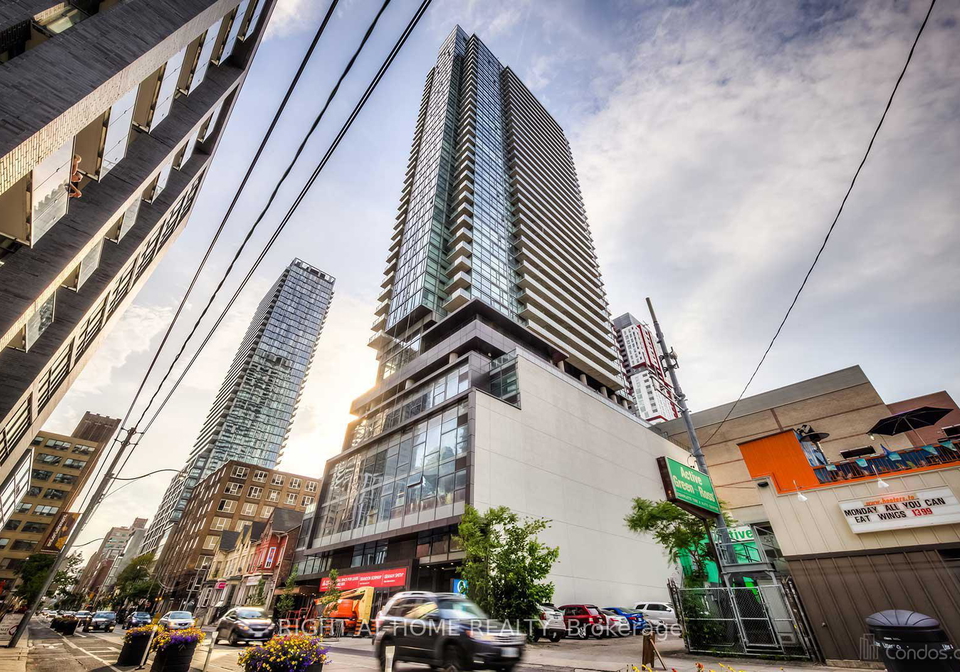 290-adelaide-street-w-toronto-ontario-c13010358