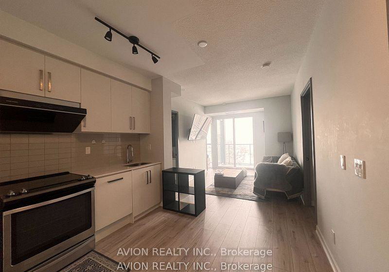 5180-yonge-street-toronto-ontario-c13010374