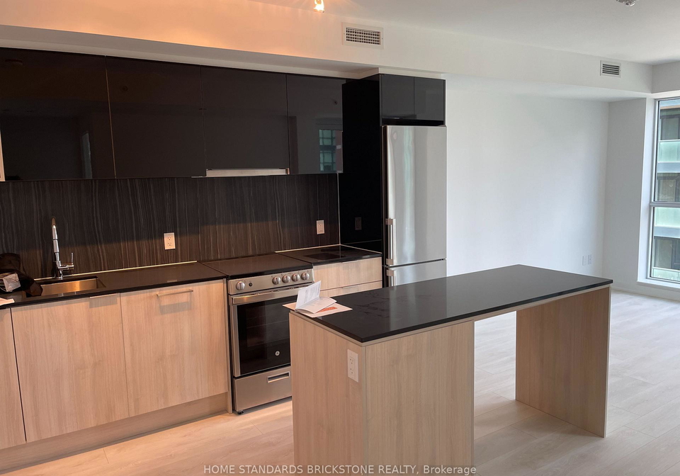31-tippett-road-toronto-ontario-c13010546