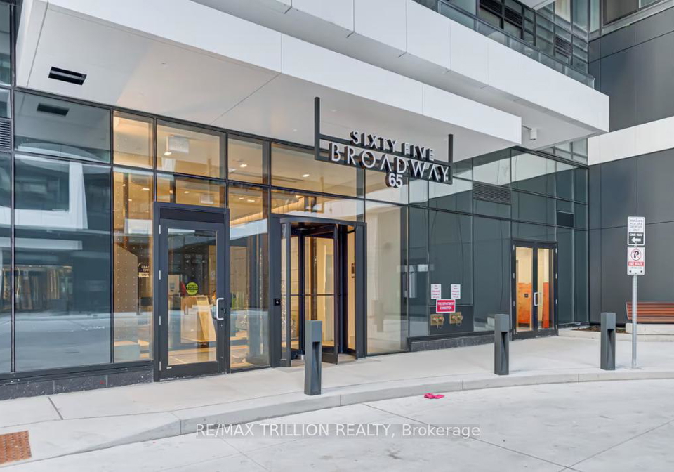 65-broadway-avenue-toronto-ontario-c13010580