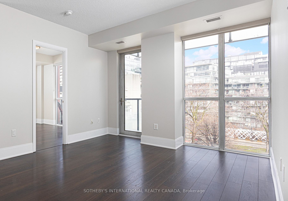 560-front-street-toronto-ontario-c13010588