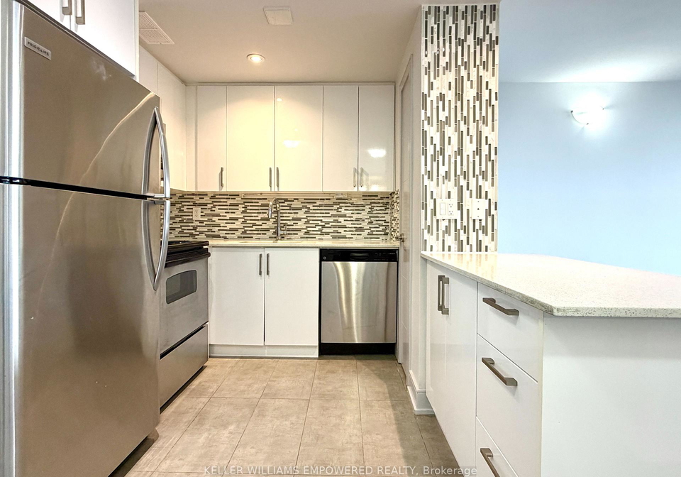 225-davisville-avenue-toronto-ontario-c13010594