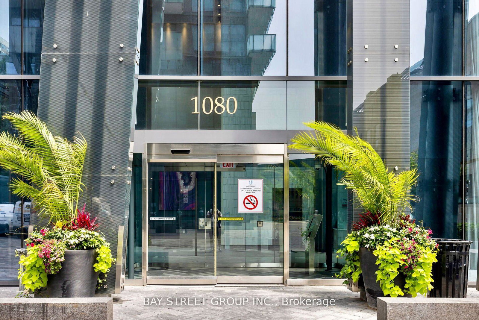 1080-bay-street-toronto-ontario-c13010734