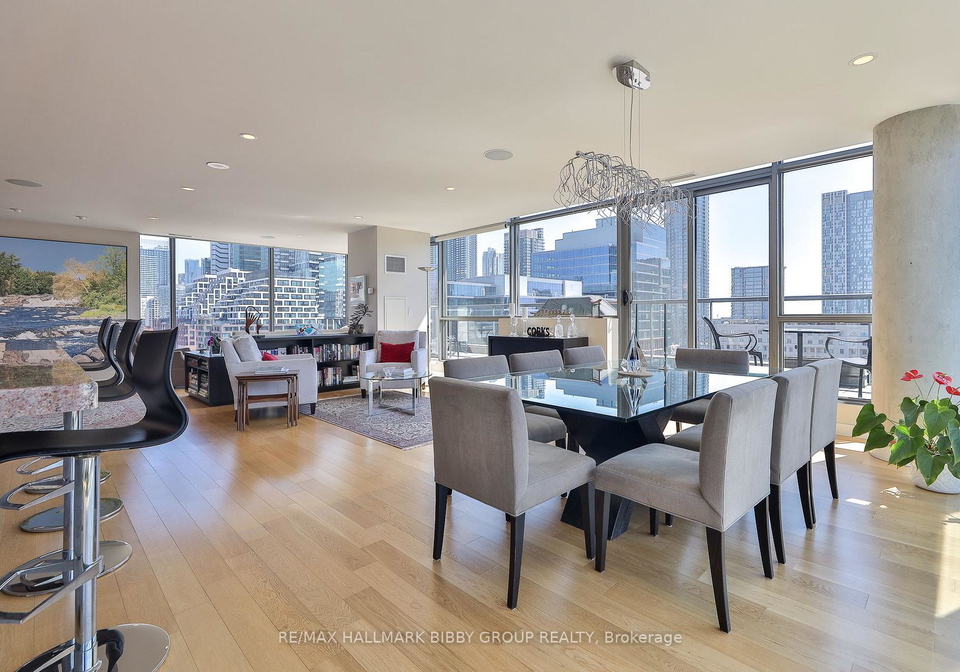 55-stewart-street-toronto-ontario-c13010804