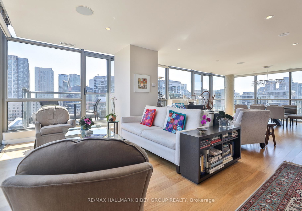 55-stewart-street-toronto-ontario-c13010804