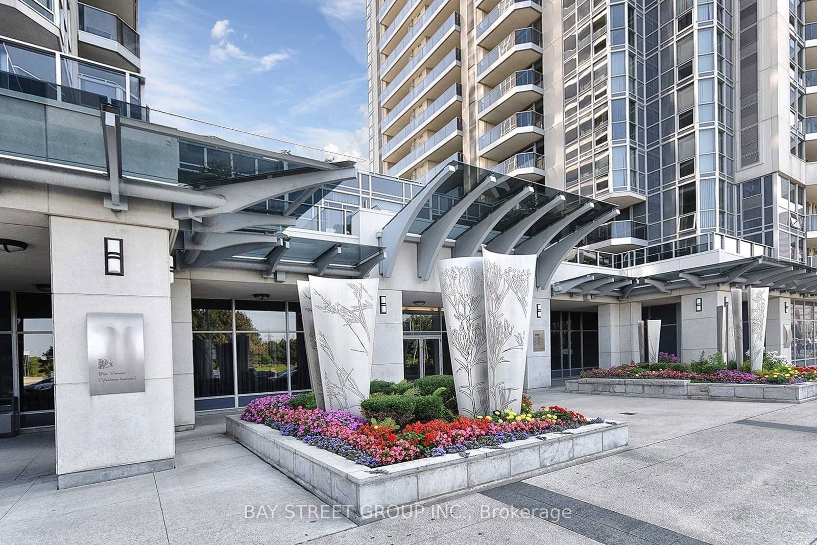 5793-yonge-street-north-york-ontario-c13011168