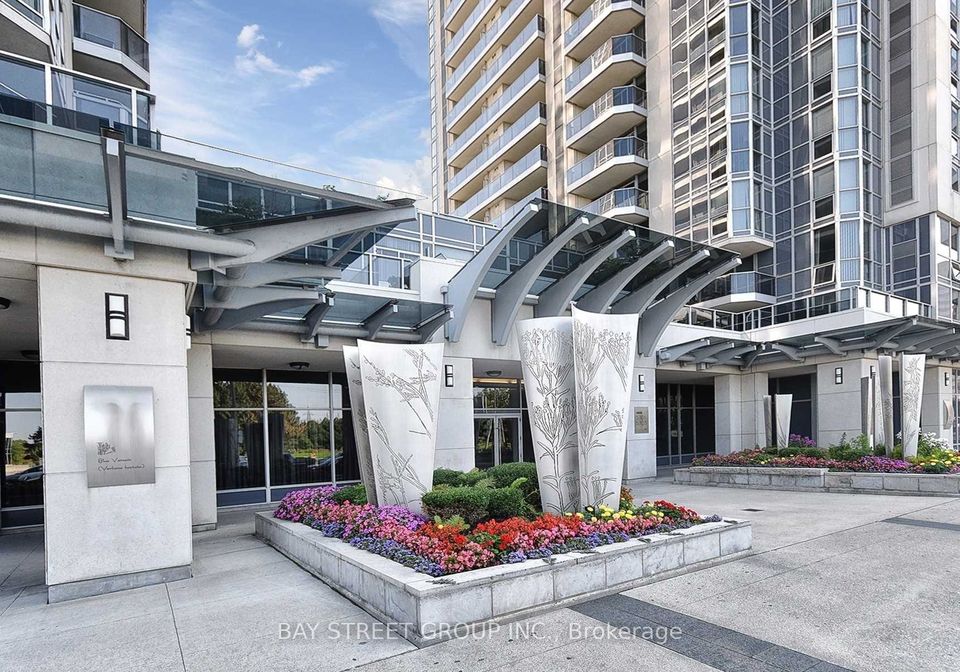 5793-yonge-street-north-york-ontario-c13011168