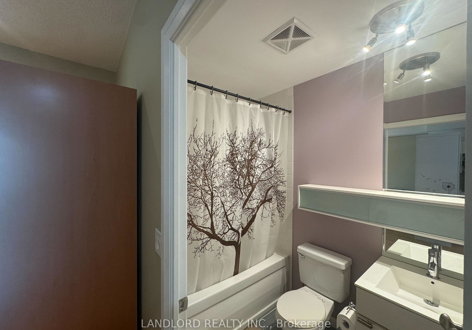 111-elizabeth-street-toronto-ontario-c13011256