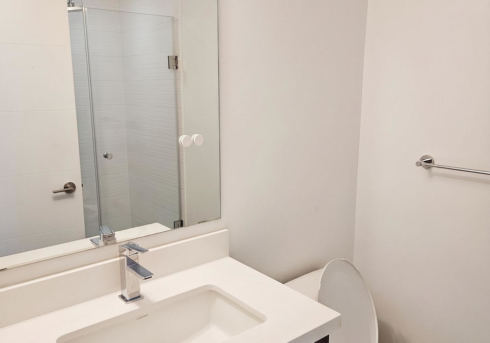50-wellesley-street-e-toronto-ontario-c13011456
