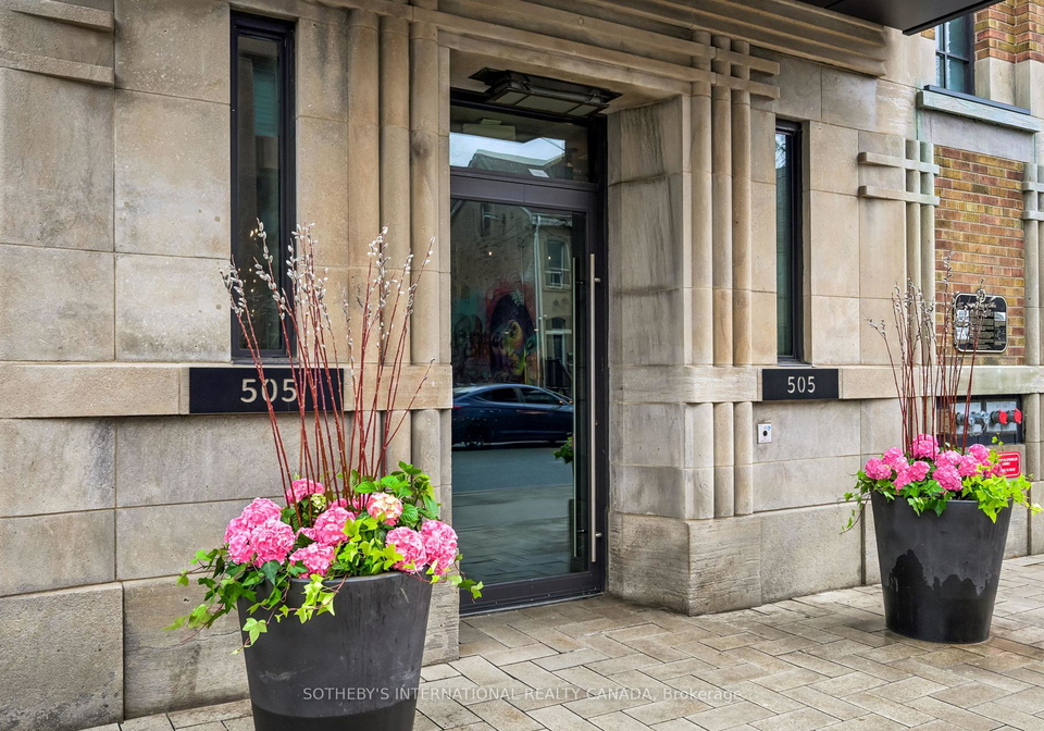505-richmond-street-w-toronto-ontario-c13011880