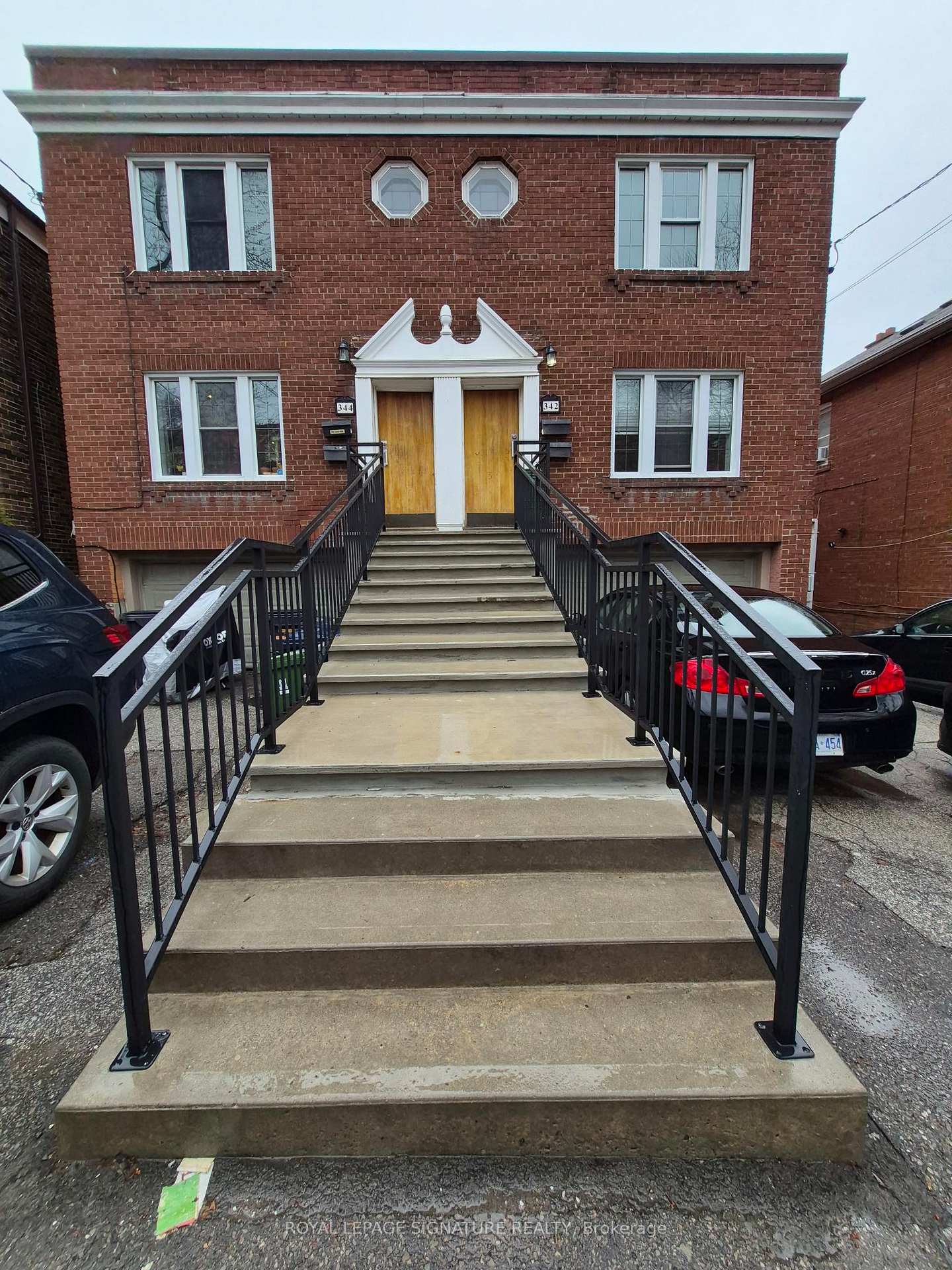 344-roselawn-avenue-toronto-ontario-c13011908
