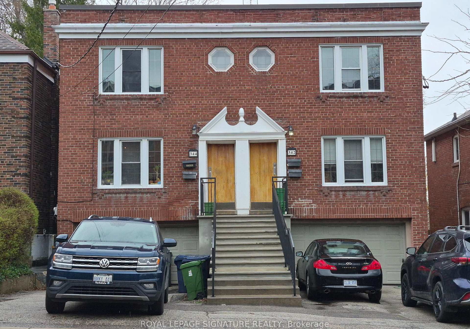 344-roselawn-avenue-toronto-ontario-c13011908