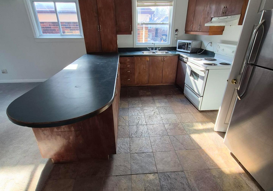 344-roselawn-avenue-toronto-ontario-c13011908