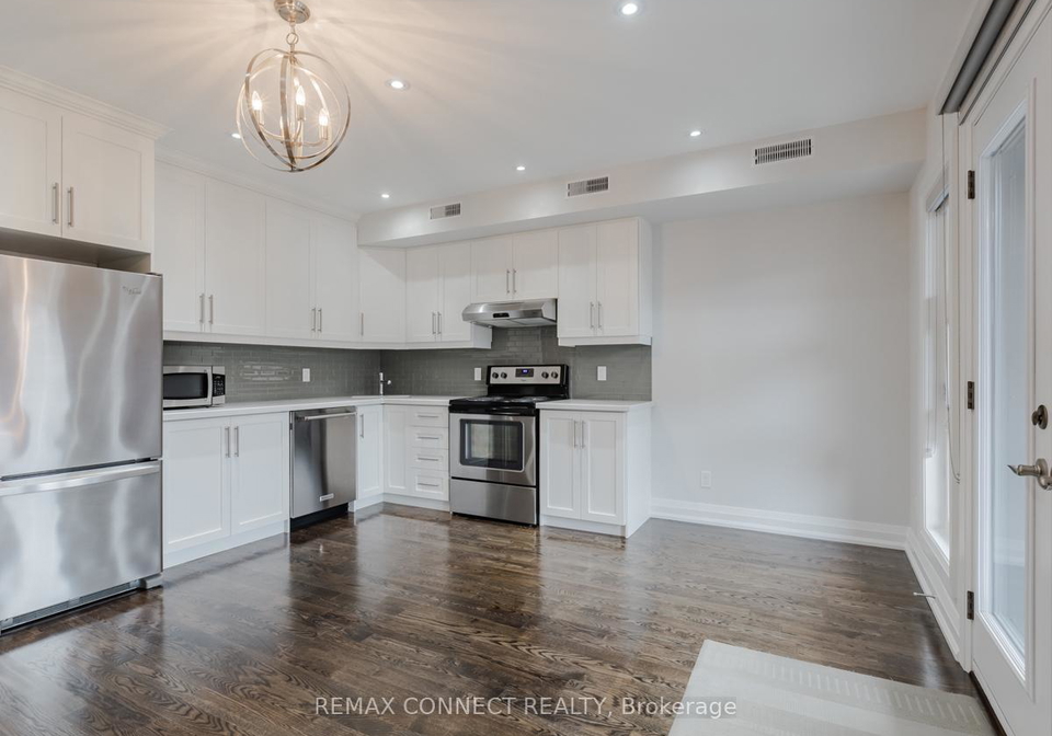 690-shaw-street-toronto-ontario-c13012116