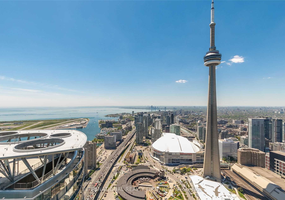 14-york-street-toronto-ontario-c13012850