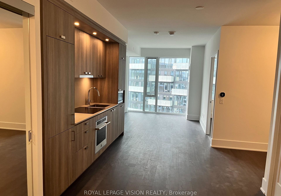 470-front-street-w-toronto-ontario-c13013532