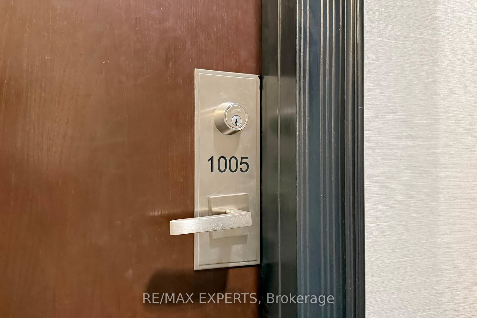 7-king-street-e-toronto-ontario-c13013540