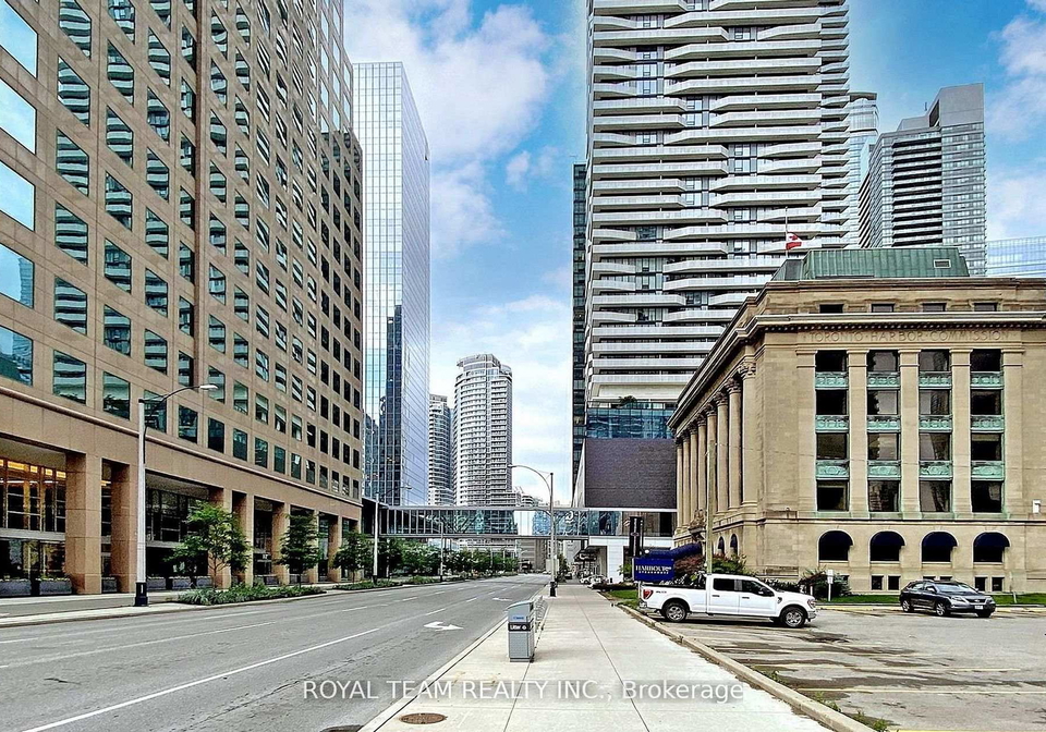 88-harbour-street-toronto-ontario-c13013646