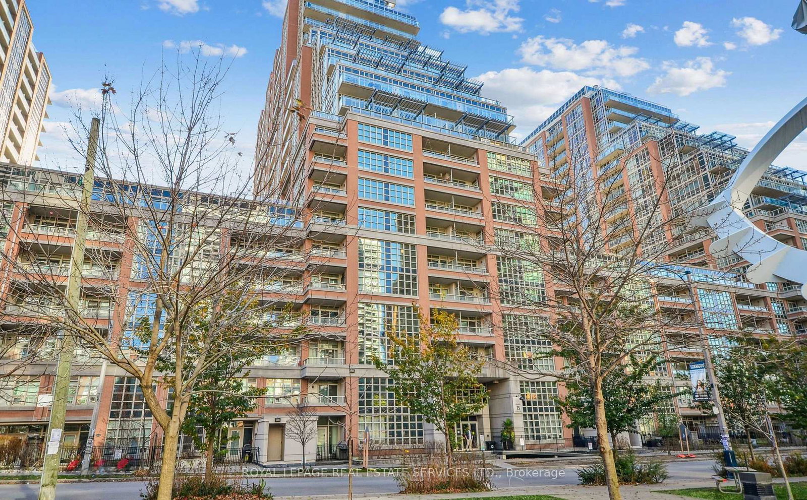 75-east-liberty-street-toronto-ontario-c13013932