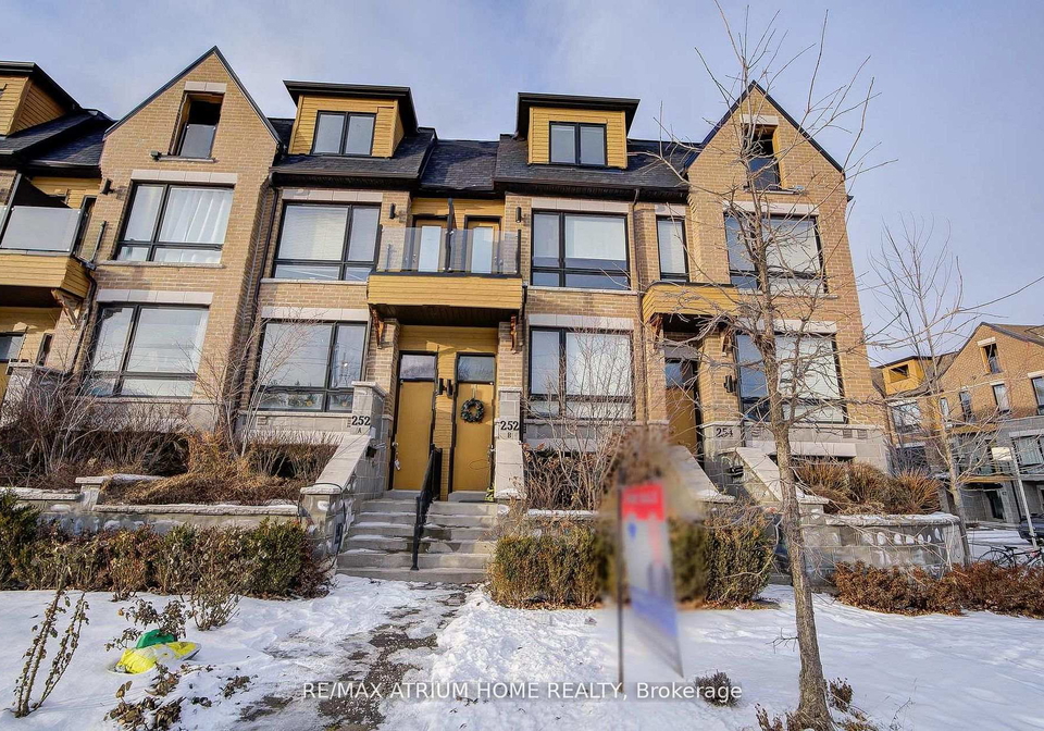 252b-finch-avenue-e-north-york-ontario-c13013956