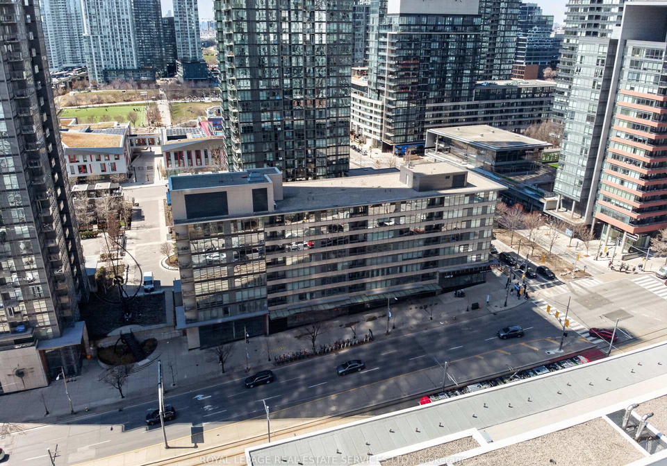 15-brunel-court-toronto-ontario-c13014198
