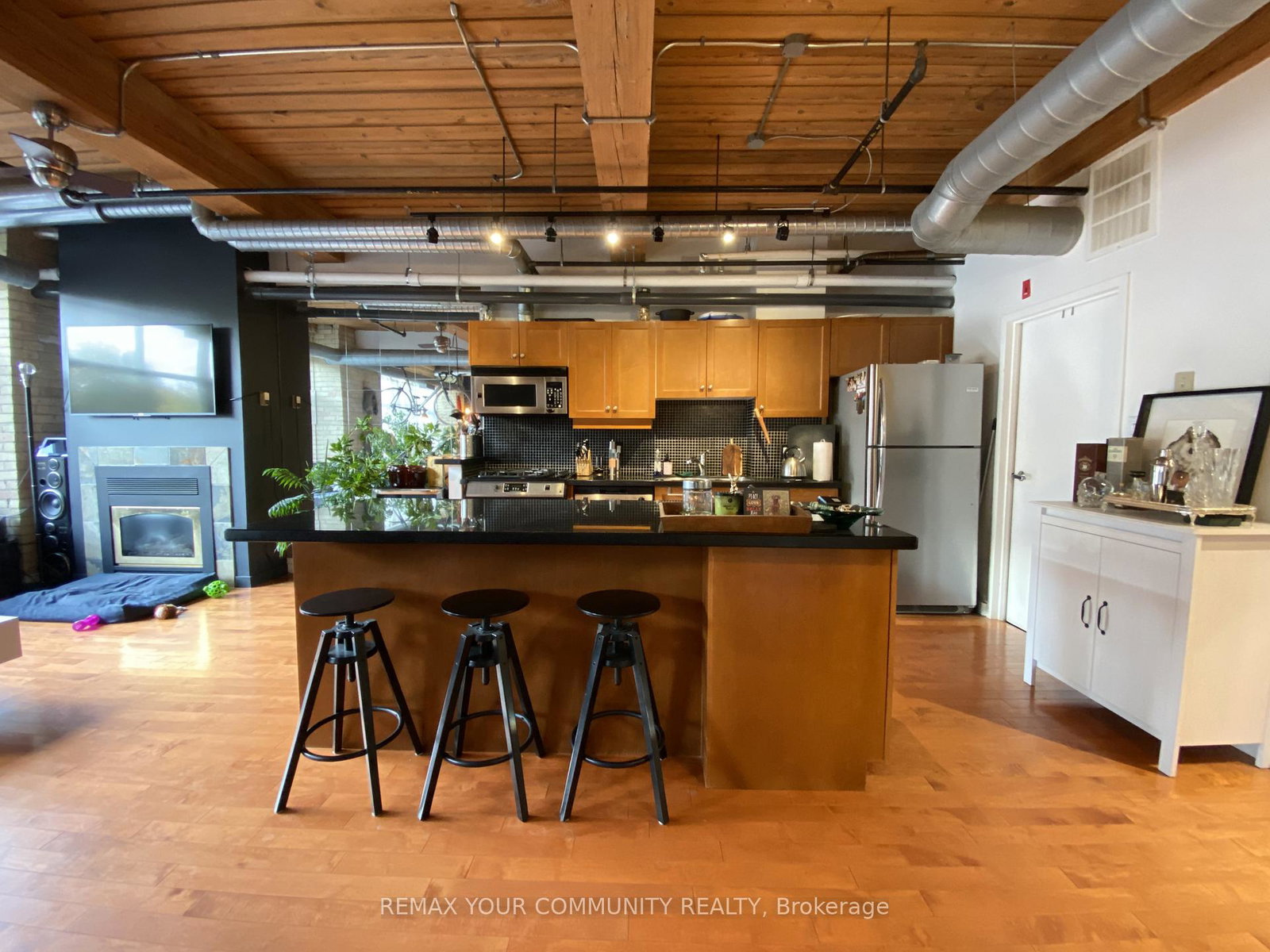 436-wellington-street-w-toronto-ontario-c13014252