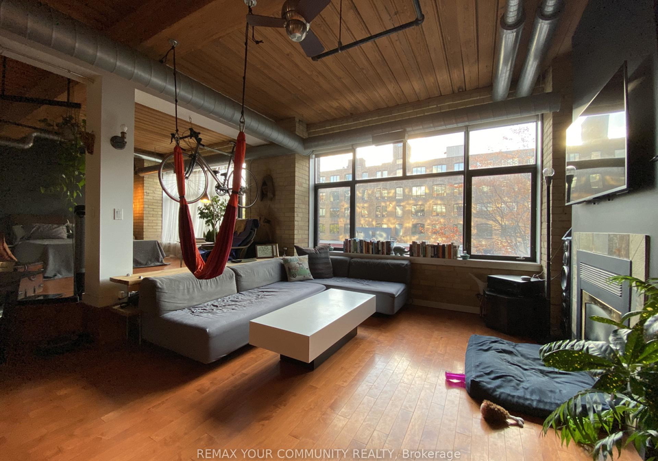 436-wellington-street-w-toronto-ontario-c13014252