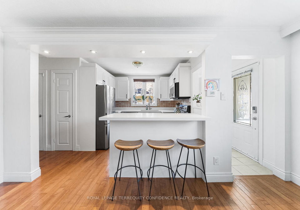 69-nipigon-avenue-north-york-ontario-c13014382