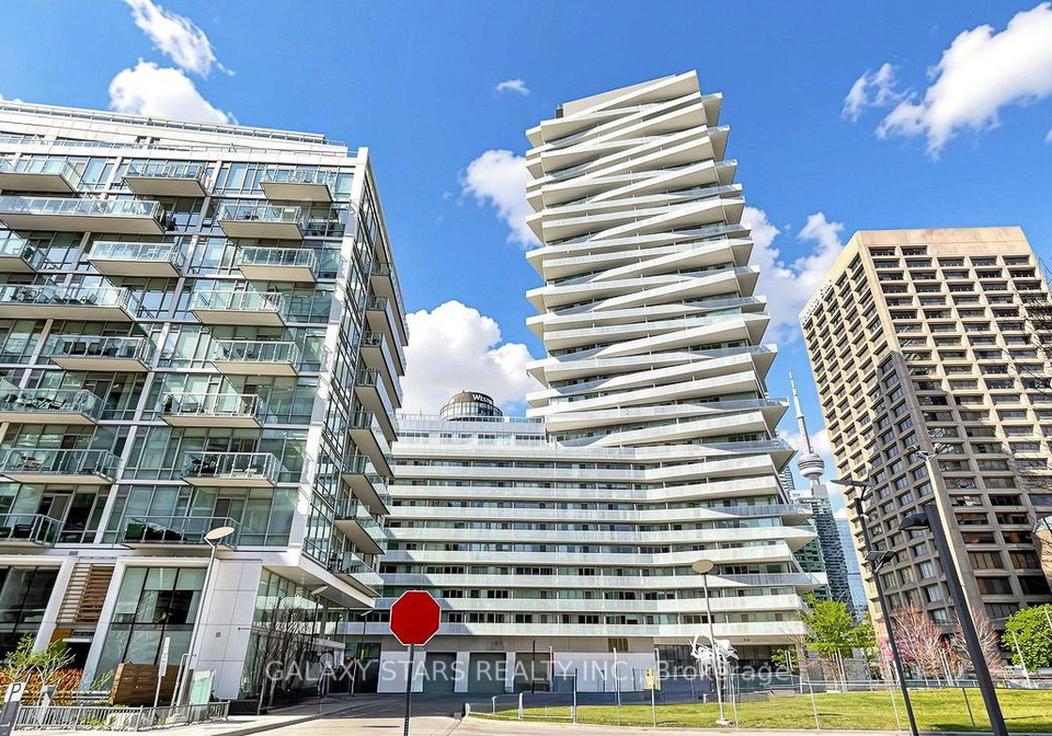 15-queens-quay-e-toronto-ontario-c13014476