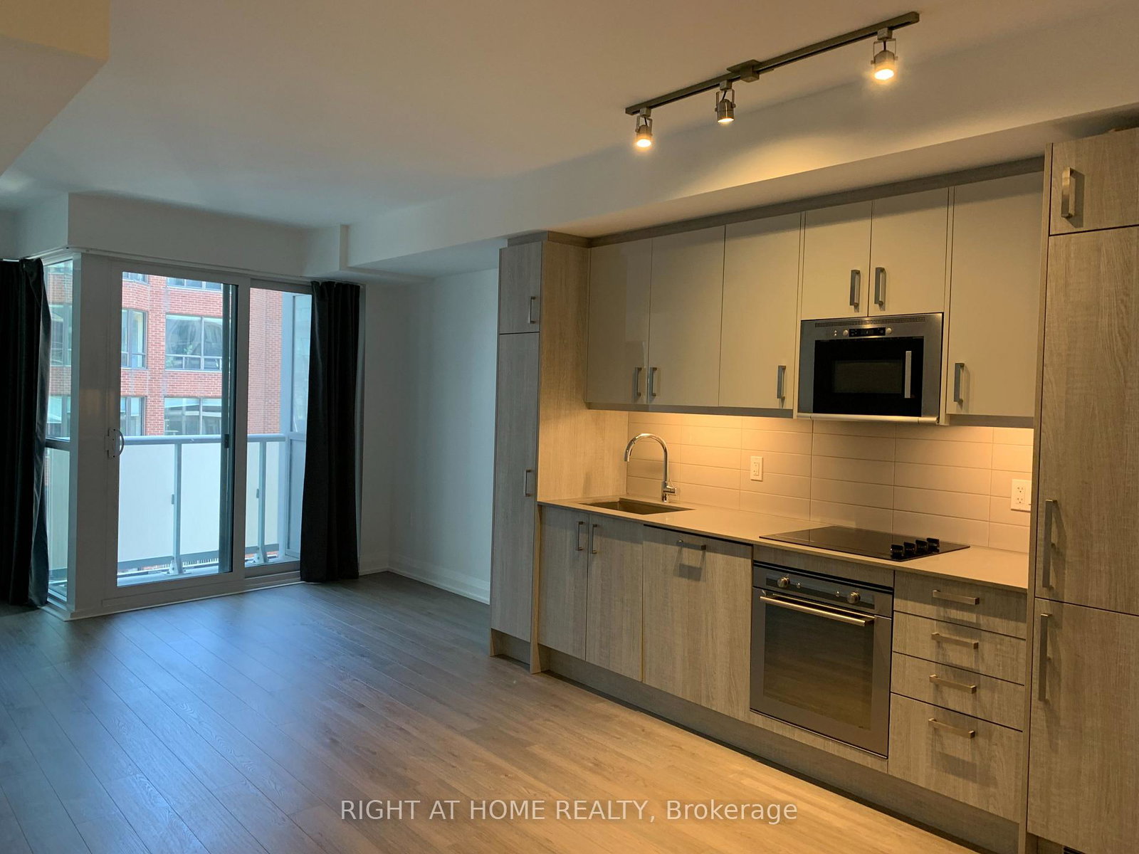 77-mutual-street-toronto-ontario-c13014480