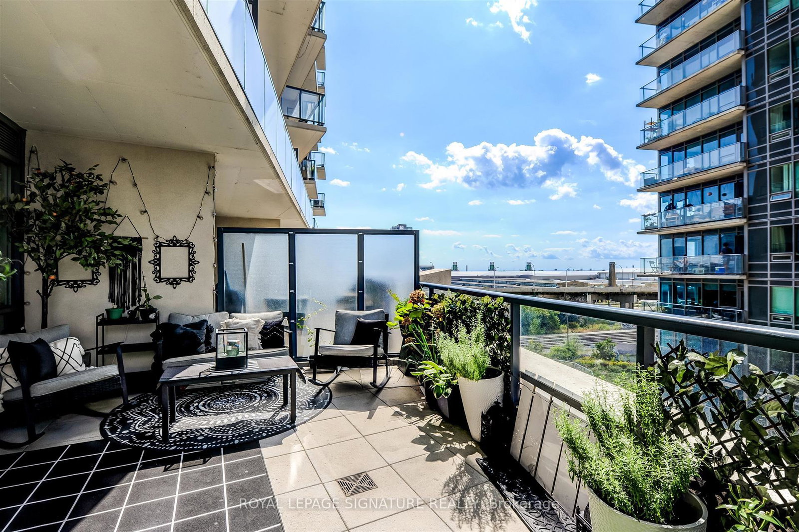 51-east-liberty-street-toronto-ontario-c13014880