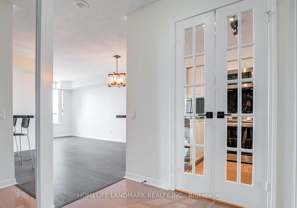 8-hillcrest-avenue-north-york-ontario-c13014988
