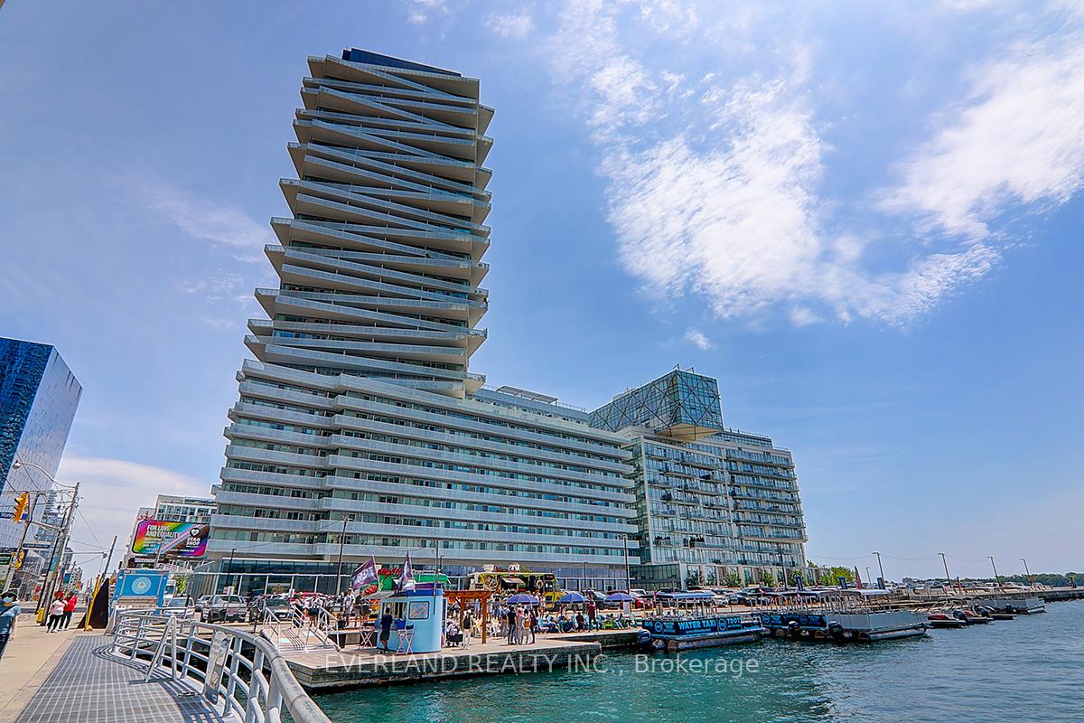 15-queens-quay-e-toronto-ontario-c13015012