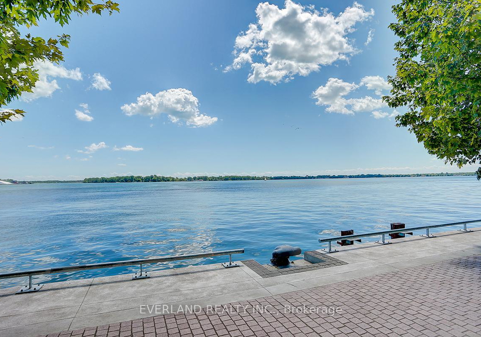 15-queens-quay-e-toronto-ontario-c13015012