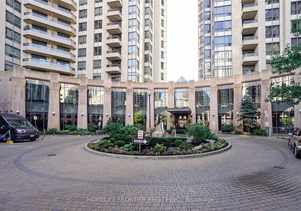 15-northtown-way-north-york-ontario-c13015232