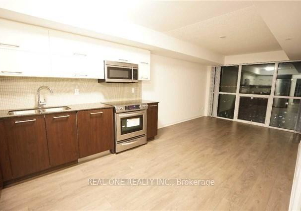 5162-yonge-street-toronto-ontario-c13015260