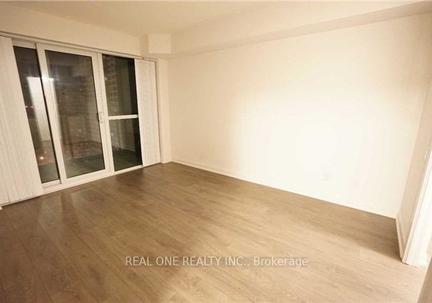 5162-yonge-street-toronto-ontario-c13015260