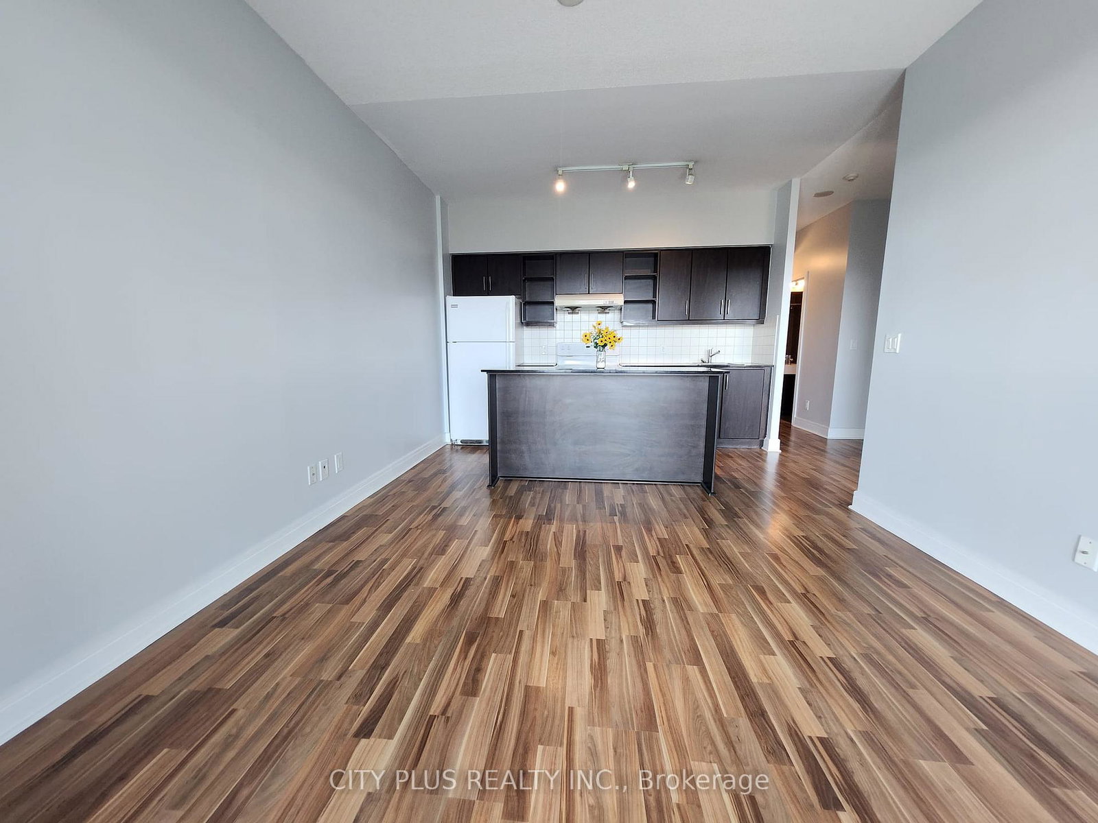 35-brian-peck-crescent-east-york-ontario-c13015370
