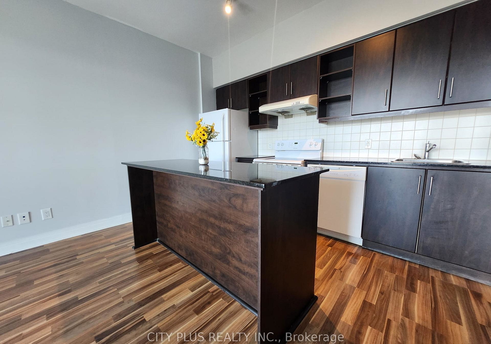 35-brian-peck-crescent-east-york-ontario-c13015370