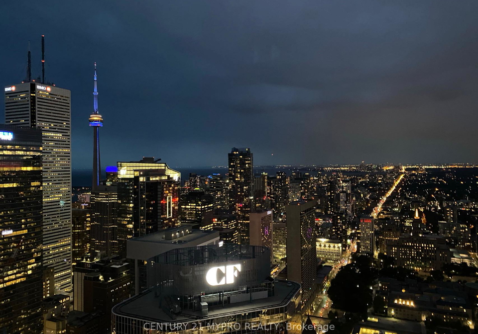 197-yonge-street-toronto-ontario-c13015386