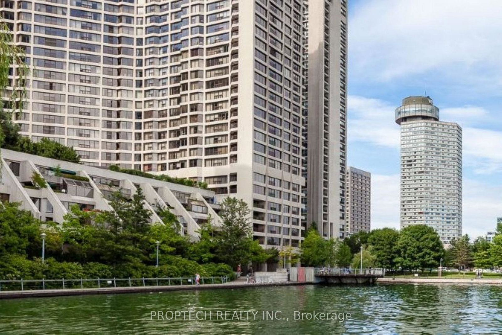 33-harbour-square-toronto-ontario-c13015414