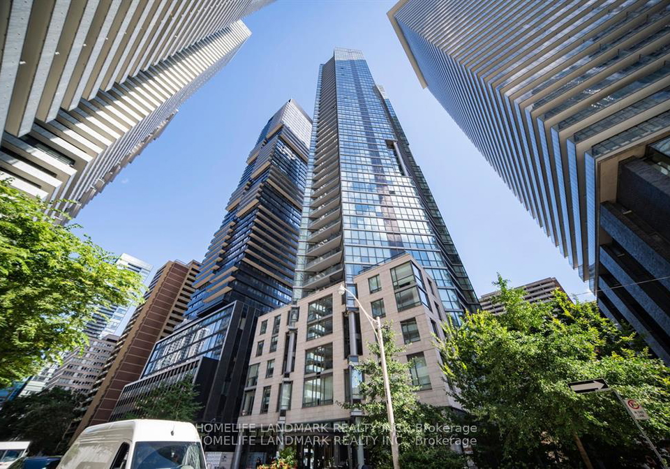 45-charles-street-e-toronto-ontario-c13015484