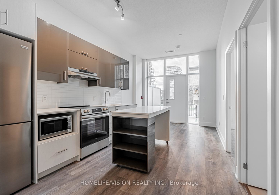 188-fairview-mall-drive-north-york-ontario-c13015552
