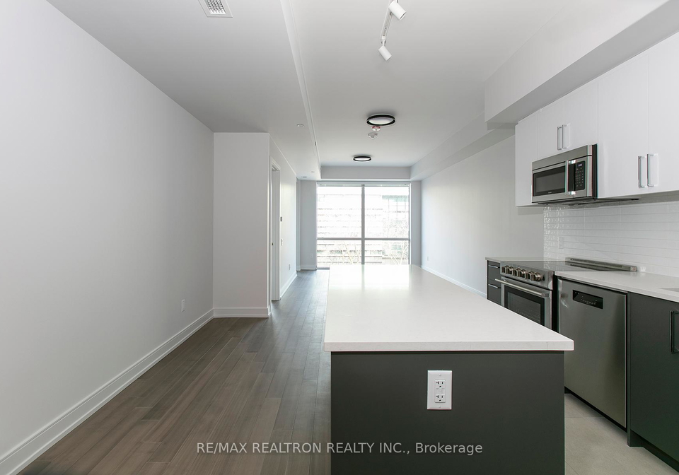 664-spadina-avenue-toronto-ontario-c13015578
