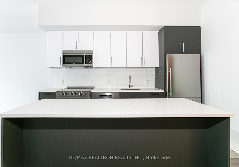 664-spadina-avenue-toronto-ontario-c13015578