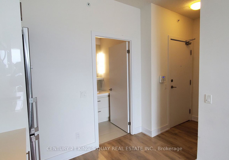 128-fairview-mall-drive-north-york-ontario-c13015828