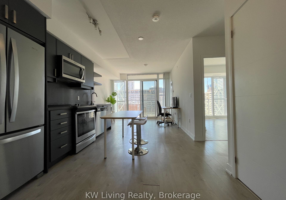 50-wellesley-street-e-toronto-ontario-c13015906