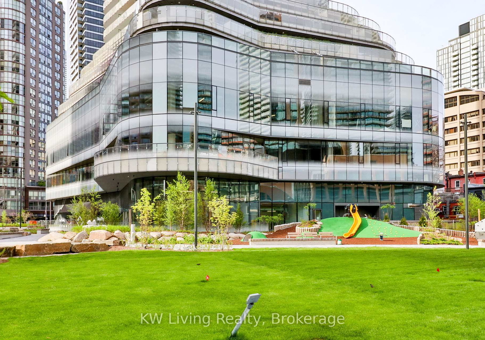 11-wellesley-street-w-toronto-ontario-c13016006